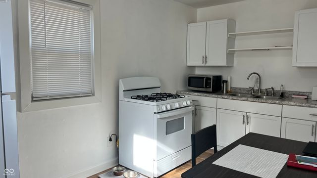 2115 S Ebright Street, Muncie, IN 47302