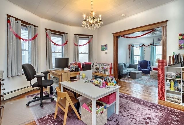 26 Oakland St 2, Cambridge, MA 02139