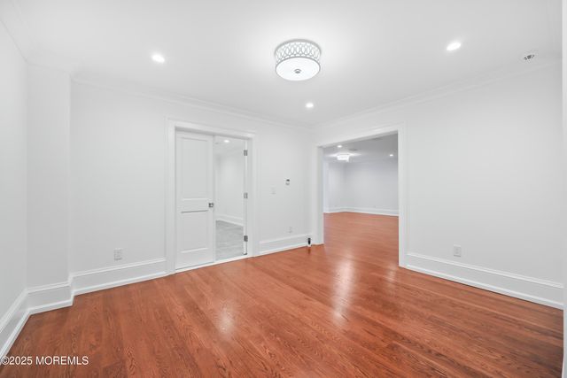 4 Club Way, Rumson, NJ 07760