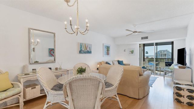 9200 MIDNIGHT PASS ROAD 24, Sarasota, FL 34242