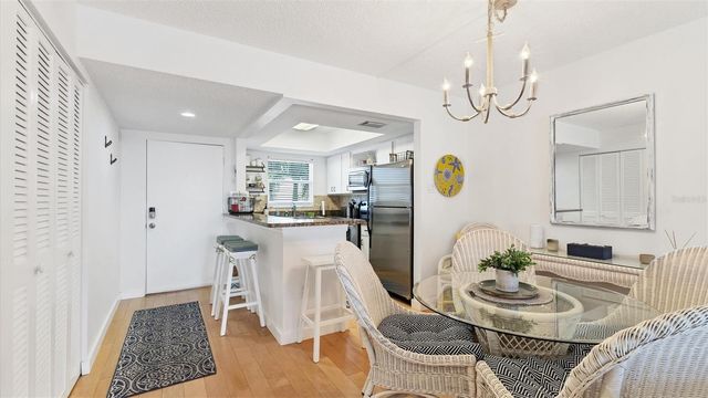 9200 MIDNIGHT PASS ROAD 24, Sarasota, FL 34242