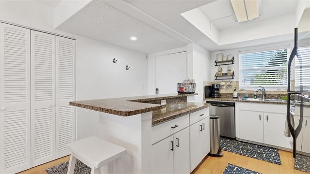 9200 MIDNIGHT PASS ROAD 24, Sarasota, FL 34242