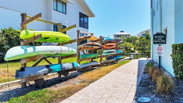 9200 MIDNIGHT PASS ROAD 24, Sarasota, FL 34242