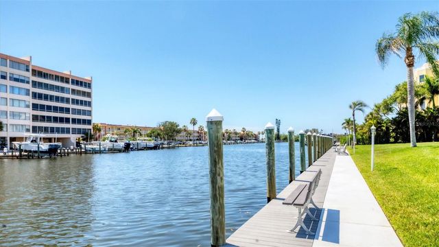 9200 MIDNIGHT PASS ROAD 24, Sarasota, FL 34242