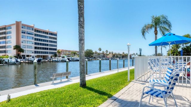 9200 MIDNIGHT PASS ROAD 24, Sarasota, FL 34242