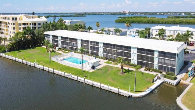 9200 MIDNIGHT PASS ROAD 24, Sarasota, FL 34242
