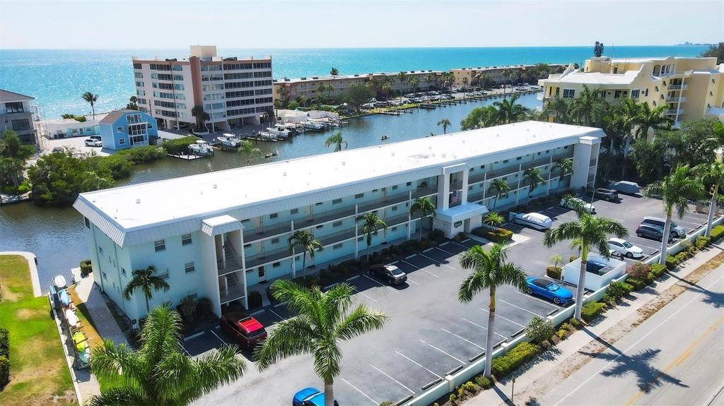 9200 MIDNIGHT PASS ROAD 24, Sarasota, FL 34242