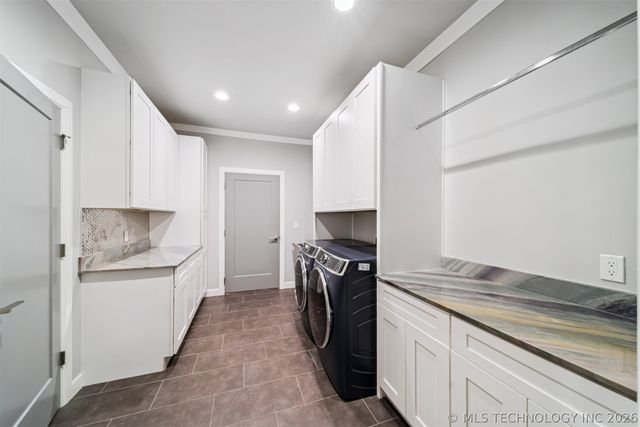 17243 S 21st East Avenue, Mounds, OK 74047