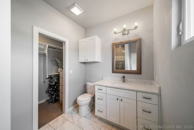 17243 S 21st East Avenue, Mounds, OK 74047
