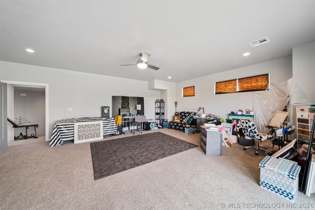 17243 S 21st East Avenue, Mounds, OK 74047
