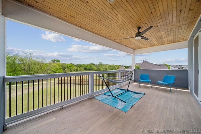 17243 S 21st East Avenue, Mounds, OK 74047