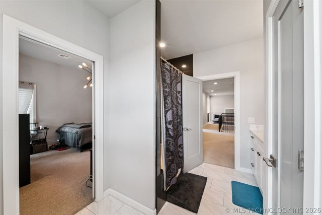 17243 S 21st East Avenue, Mounds, OK 74047