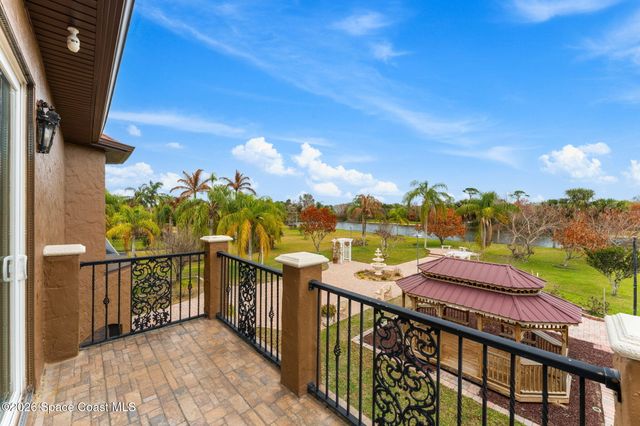 5137 Royal Paddock Way, Merritt Island, FL 32953