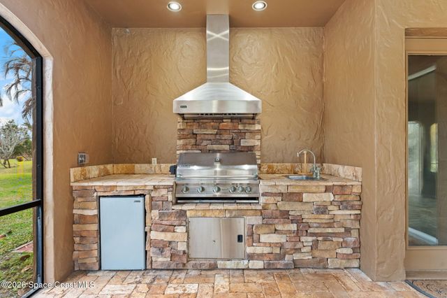 5137 Royal Paddock Way, Merritt Island, FL 32953