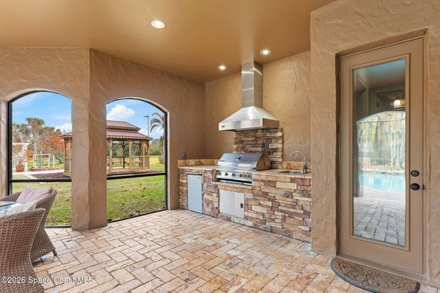 5137 Royal Paddock Way, Merritt Island, FL 32953