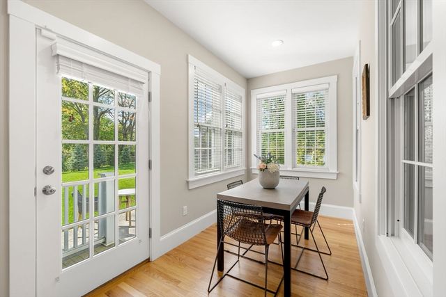 275 S Main St, Andover, MA 01810