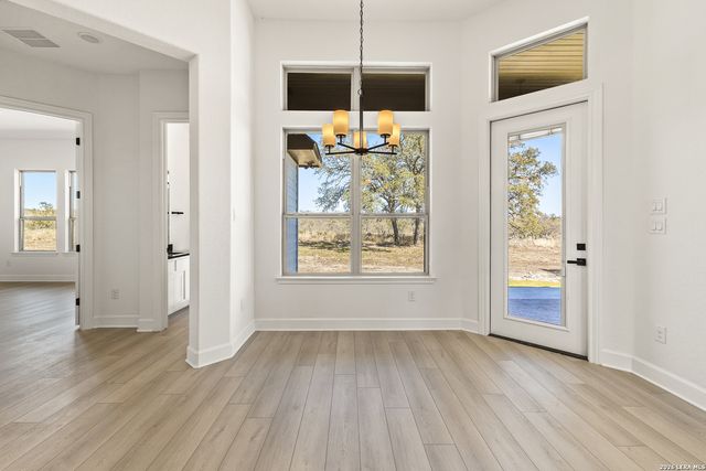 241 Stone Loop, Castroville, TX 78009