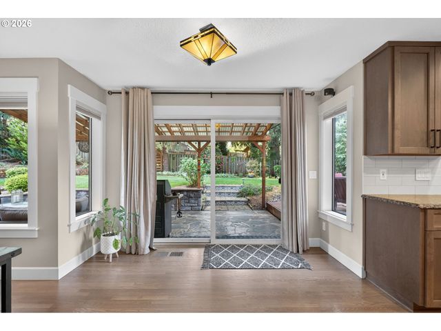 10217 Sw MORATOC Dr, Tualatin, OR 97062