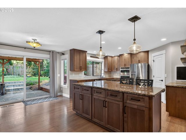 10217 Sw MORATOC Dr, Tualatin, OR 97062