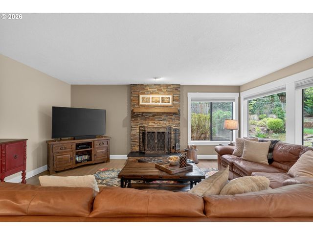 10217 Sw MORATOC Dr, Tualatin, OR 97062