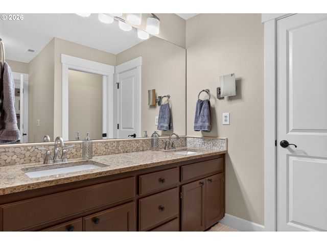 10217 Sw MORATOC Dr, Tualatin, OR 97062