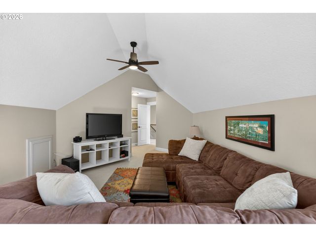 10217 Sw MORATOC Dr, Tualatin, OR 97062