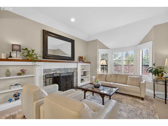 10217 Sw MORATOC Dr, Tualatin, OR 97062