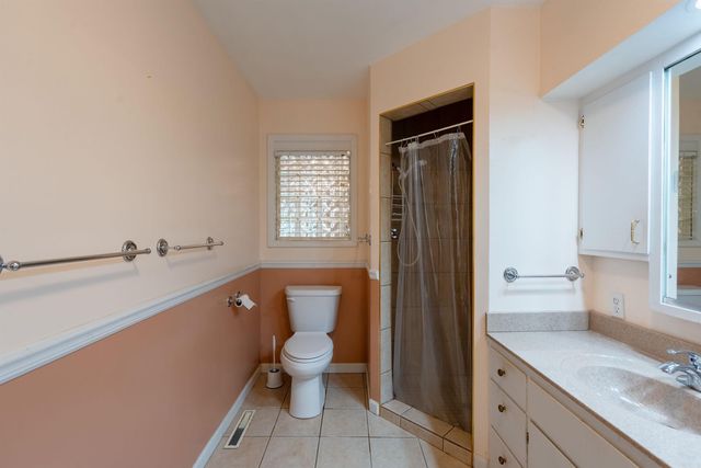 1023 Lakeshore Drive, Heber Springs, AR 72543
