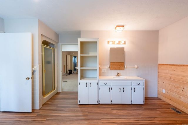 1023 Lakeshore Drive, Heber Springs, AR 72543
