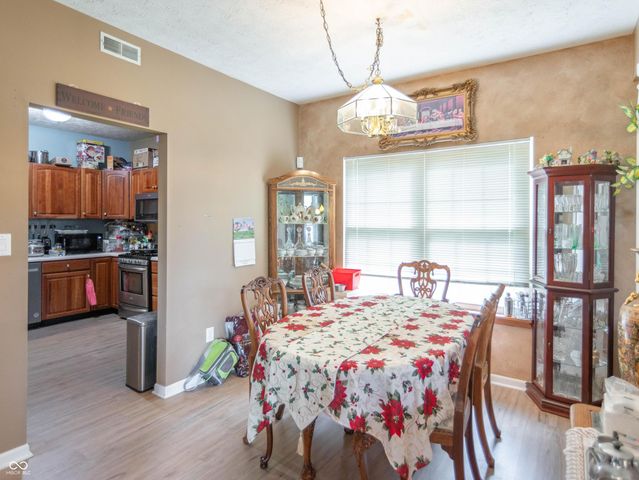 8232 Cardinal Court, Avon, IN 46123