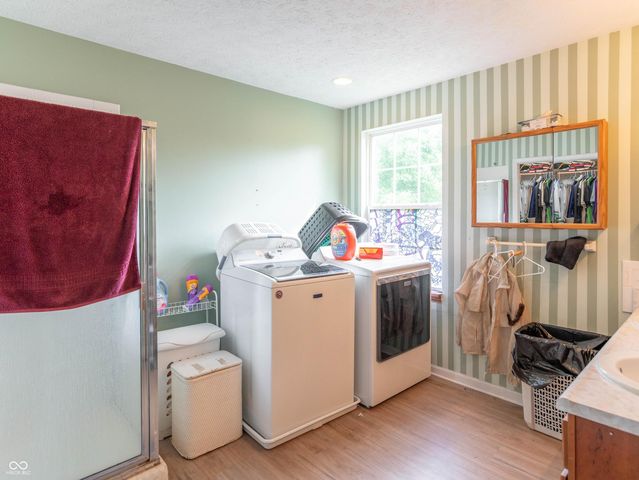 8232 Cardinal Court, Avon, IN 46123
