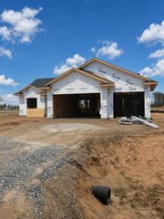 3675 112th St, Chippewa Falls, WI 54729
