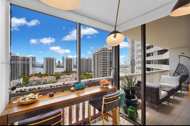 1000 W Island Blvd 2508, Aventura, FL 33160