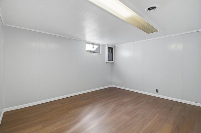 534 Desmond Drive, Woodstock, IL 60098