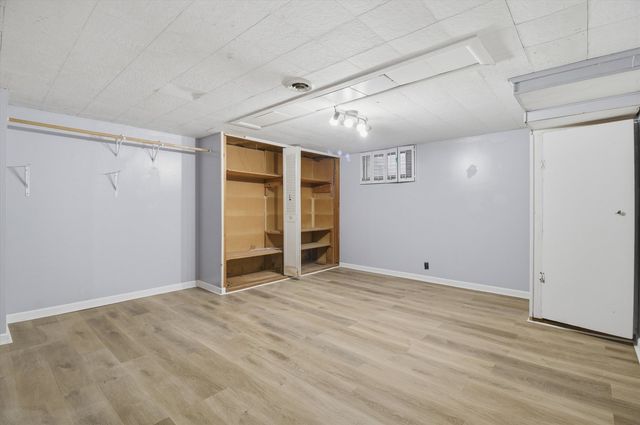 534 Desmond Drive, Woodstock, IL 60098