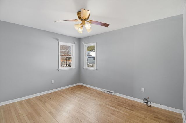 534 Desmond Drive, Woodstock, IL 60098