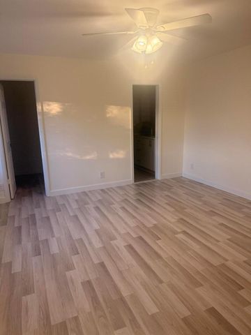 2622 NW 7th Court B, Delray Beach, FL 33445