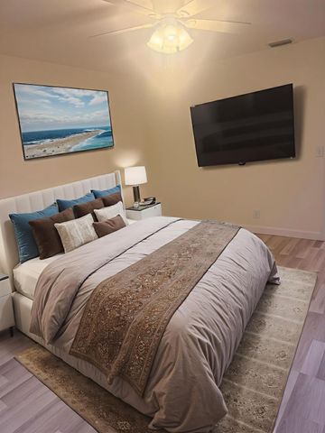 2622 NW 7th Court B, Delray Beach, FL 33445