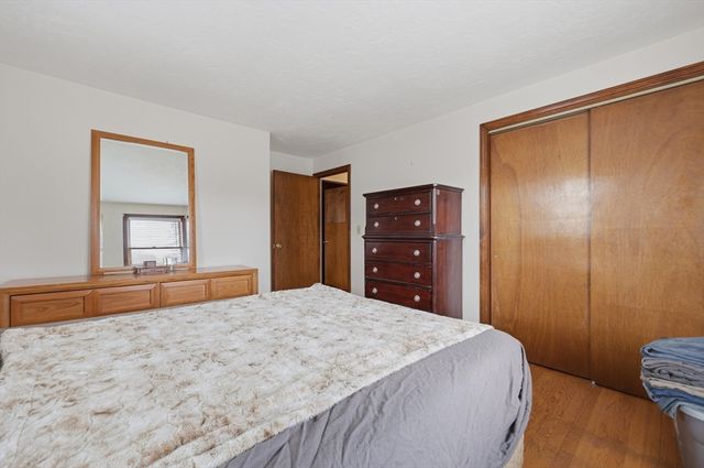 128 Derby St, Worcester, MA 01604