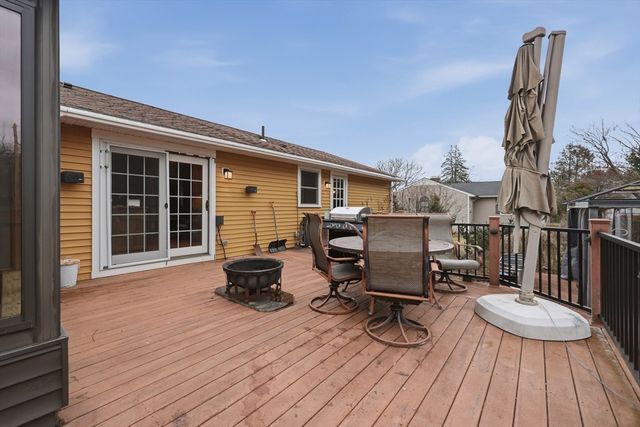 128 Derby St, Worcester, MA 01604