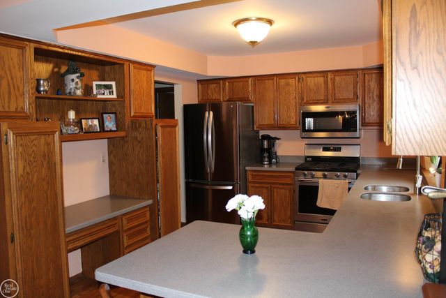 20081 Calumet Drive, Clinton Twp, MI 48038
