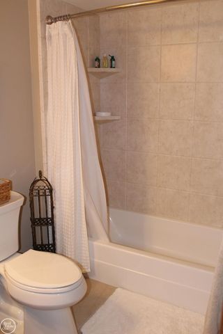 20081 Calumet Drive, Clinton Twp, MI 48038