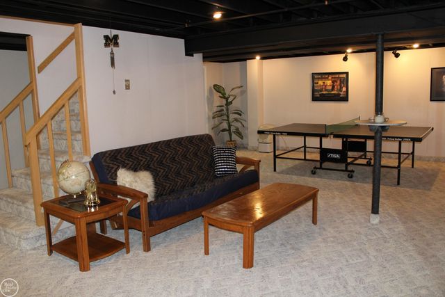 20081 Calumet Drive, Clinton Twp, MI 48038