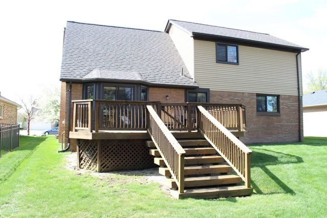 20081 Calumet Drive, Clinton Twp, MI 48038