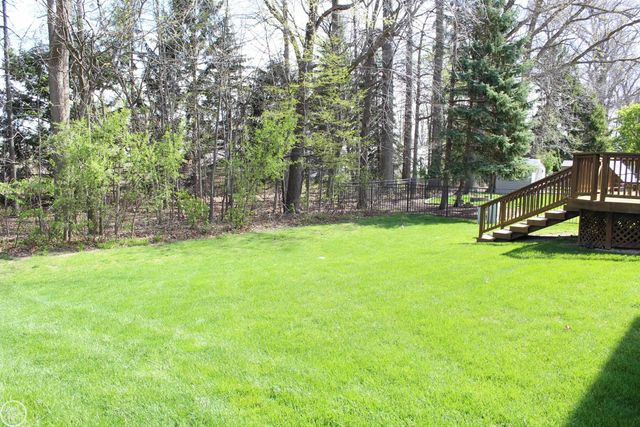 20081 Calumet Drive, Clinton Twp, MI 48038