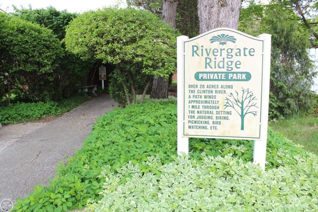 20081 Calumet Drive, Clinton Twp, MI 48038