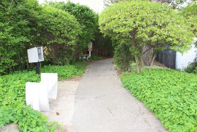 20081 Calumet Drive, Clinton Twp, MI 48038