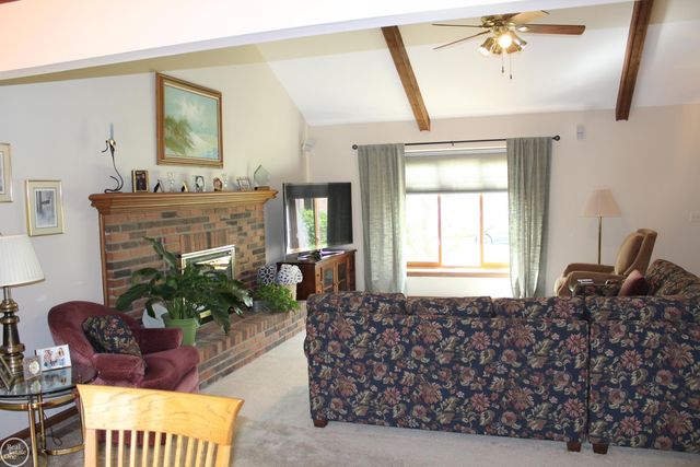 20081 Calumet Drive, Clinton Twp, MI 48038