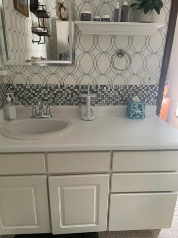 513 Sanders Drive, Hamilton, OH 45013