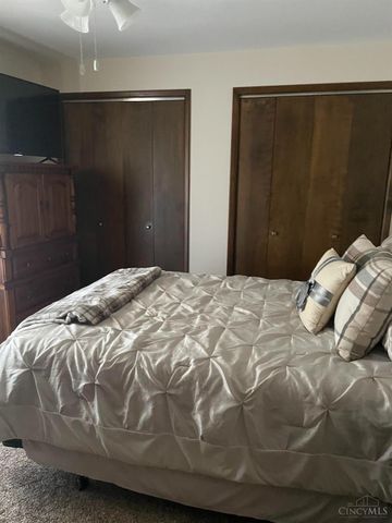 513 Sanders Drive, Hamilton, OH 45013